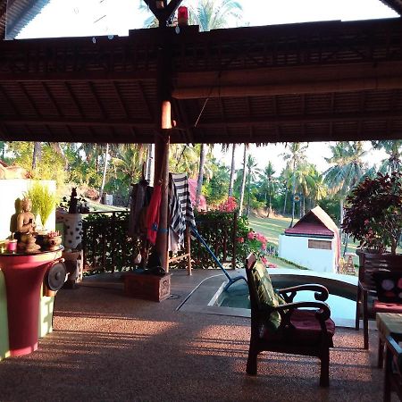 Stargate Villa Pintu Bintang Pemenang Luaran gambar